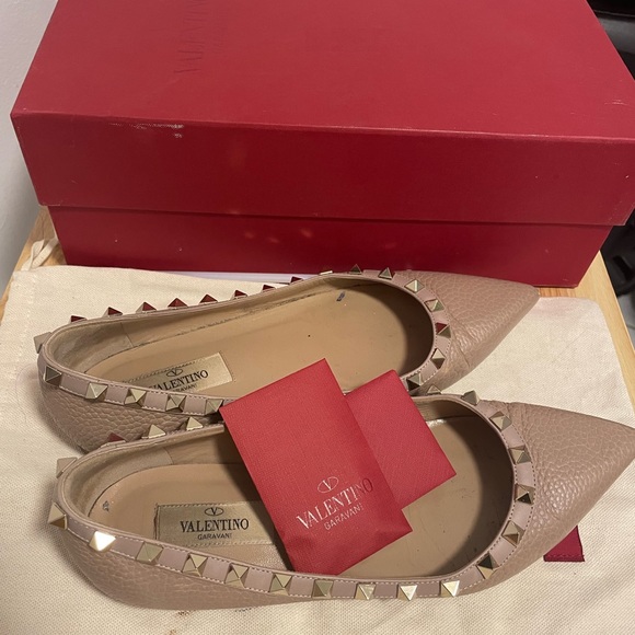 Valentino Rockstud Flats in Nude - Picture 4 of 8